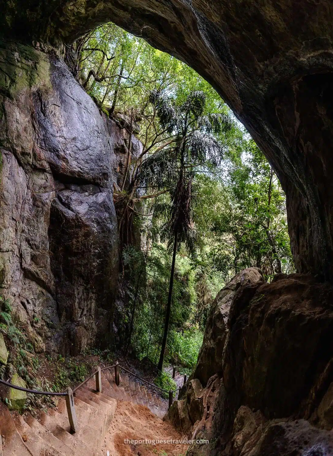 Ravana Cave and Temple Ella